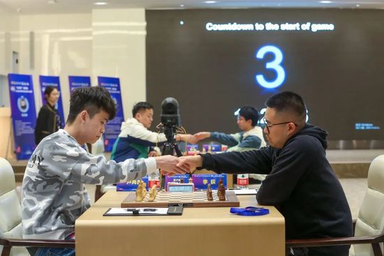欧美成人网在线综合视频